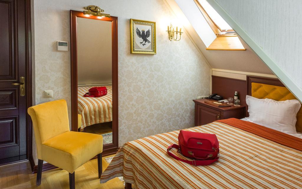 Villa Stanislavskyi Hotel Лвив Стая снимка