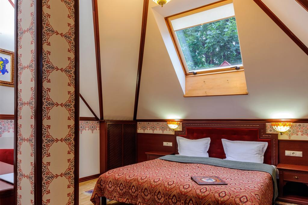 Villa Stanislavskyi Hotel Лвив Екстериор снимка