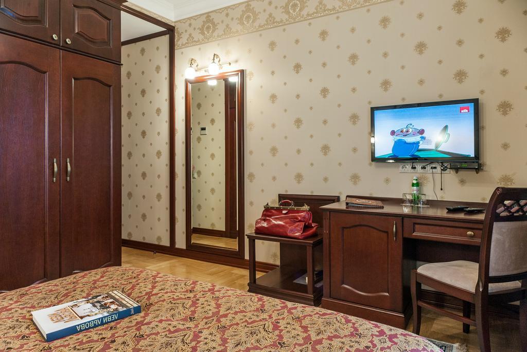 Villa Stanislavskyi Hotel Лвив Екстериор снимка